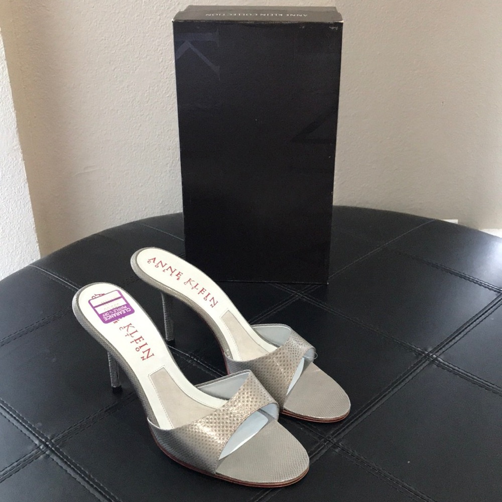 Anne Klein Collection - Picture 5 of 7
